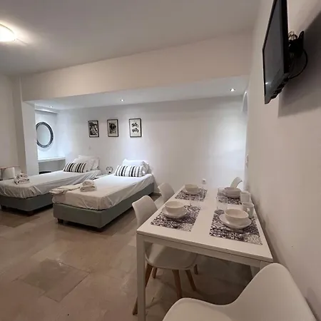 Paradises's Nest Apartment *