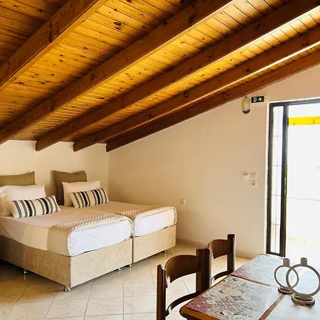 Paradises's Nest Agios Georgios (Corfu)