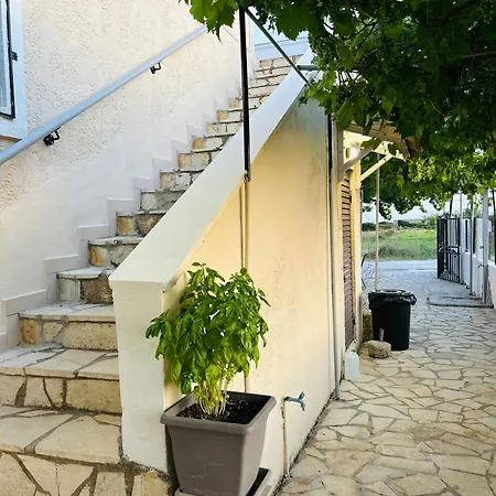 Apartment Paradises's Nest Agios Georgios (Corfu)